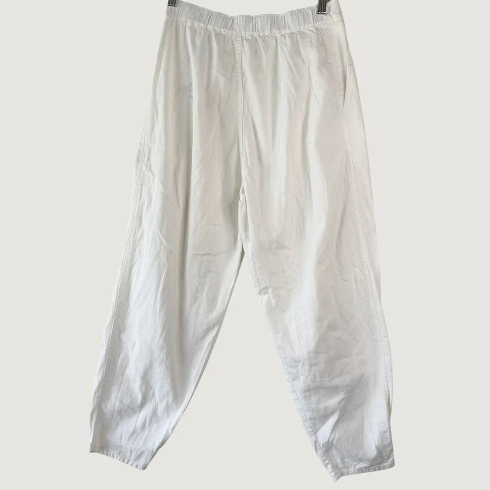 Levis Pleated Tapered Ballon Pants 28 White High Rise Minimalist Coastal Boho‎